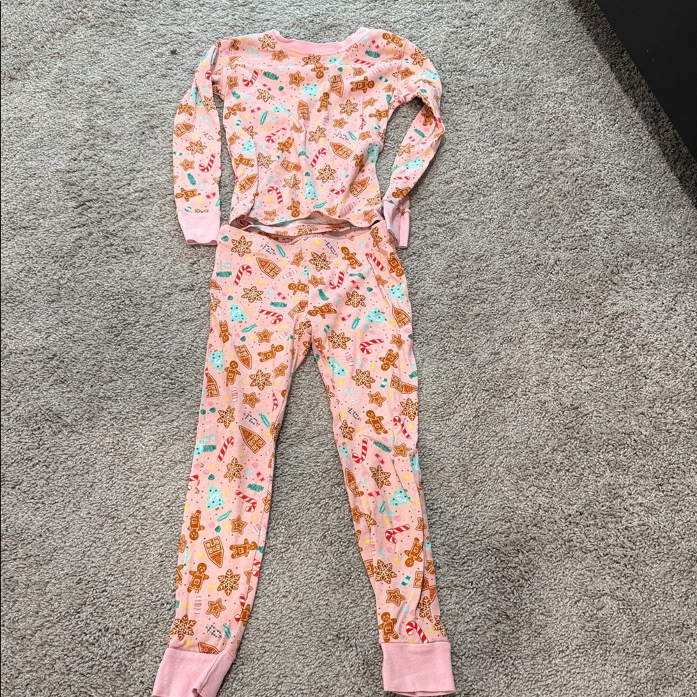 Old Navy Pink Gingerbread Kids Pajama Set m (8)
